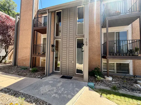 169 E 100 N #B, Logan, UT 84321