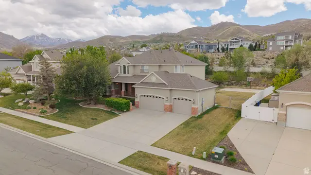 598 E Hollow Creek Rd, Draper, UT 84020 - #2