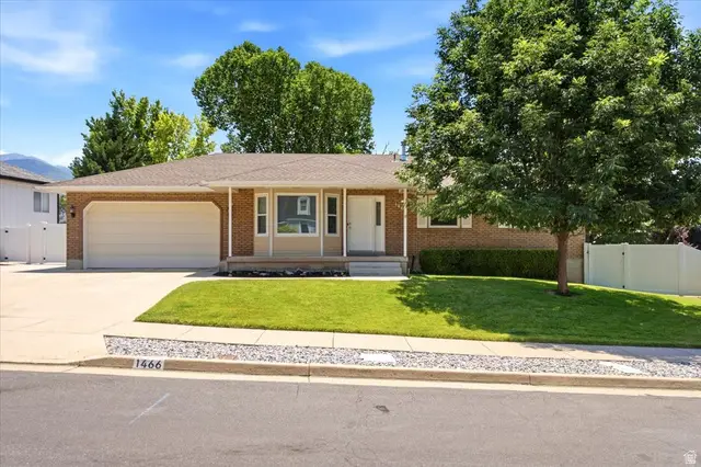 1466 Oakridge Dr, Layton, UT 84040 - #2
