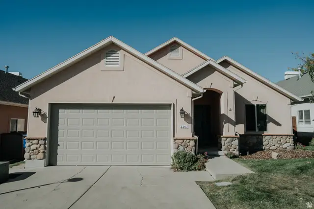 2267 E Spruce View Ct S, Millcreek, UT 84109 - #1