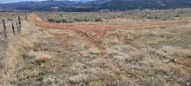 484 S 1200 W, Parowan, UT 84761 - #2