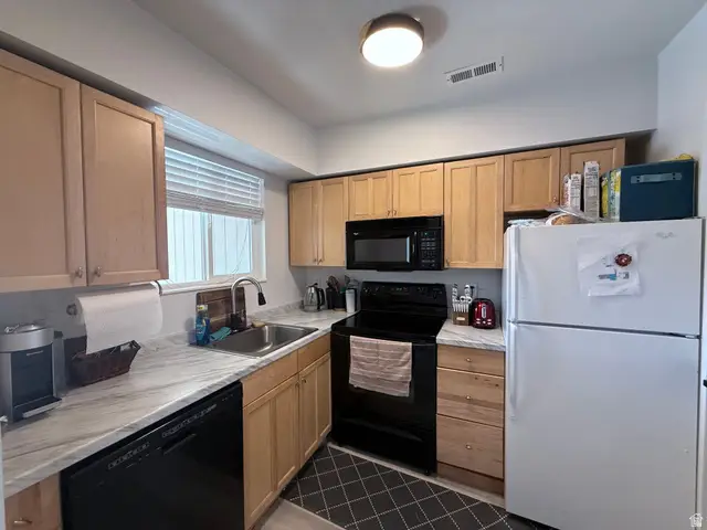 834 E 3950 S #B, Murray, UT 84107 - #2