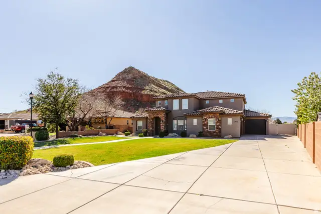 2038 S Great Basin Dr #11, Washington, UT 84780 - #2