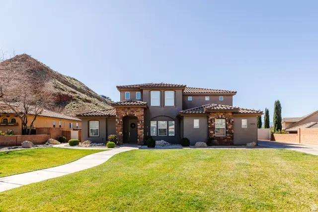 2038 S Great Basin Dr #11, Washington, UT 84780 - #3