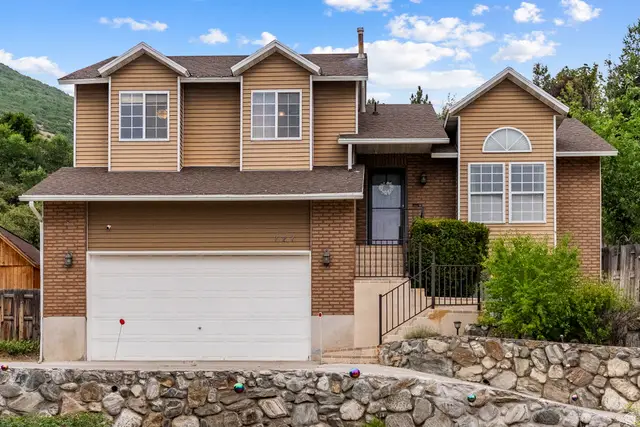 727 S 400 E, Farmington, UT 84025 - #1