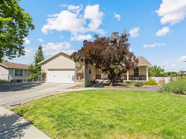5524 S Fairhaven Cir, Murray, UT 84123