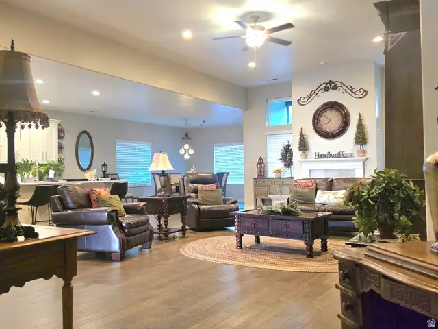 1909 N 690 W, West Bountiful, UT 84087 - #3
