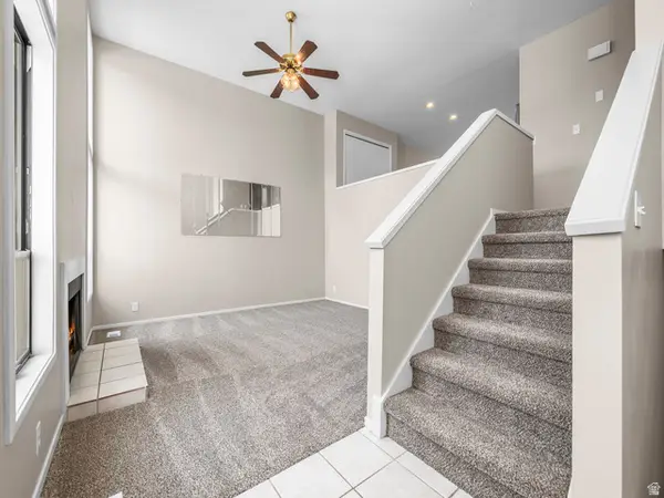 2450 W Hard Rock Dr S, Taylorsville, UT 84129