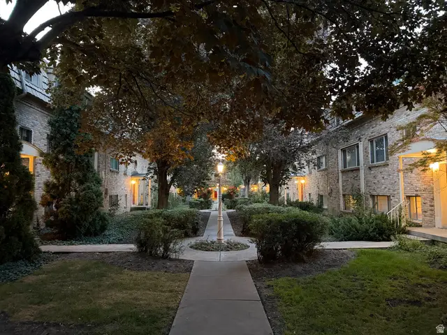 2220 E Murray Holladay Rd S #21, Holladay, UT 84117 - #1