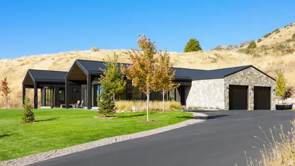 1647 E Quail Canyon Dr, Logan, UT 84321