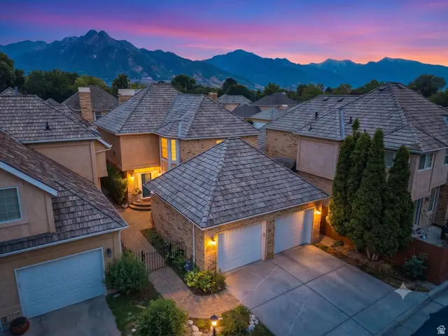 4521 S Countrylane Rd, Salt Lake City, UT 84117 - #1