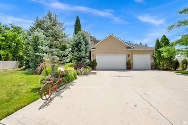 12952 S Croix Cir, Riverton, UT 84065