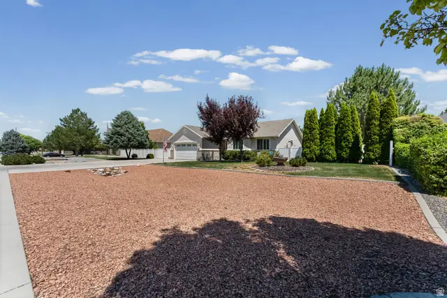 323 Ranch Rd, Grantsville, UT 84029 - #2