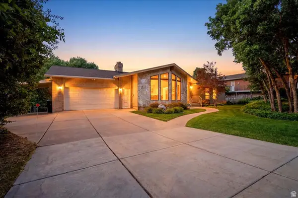 2465 E Woodland Dr, Ogden, UT 84403