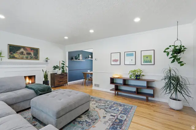 2111 E Wilmott Dr, Millcreek, UT 84109 - #3