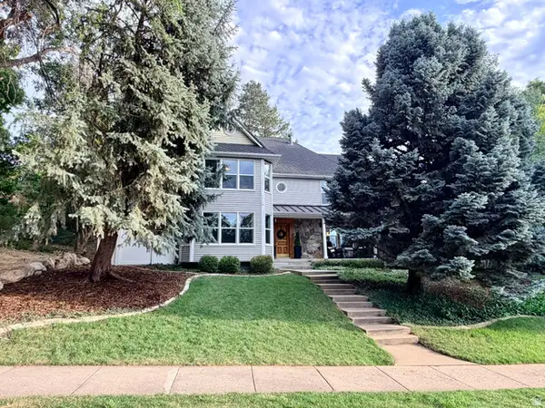 910 Woodland Hills Cir, Bountiful, UT 84010