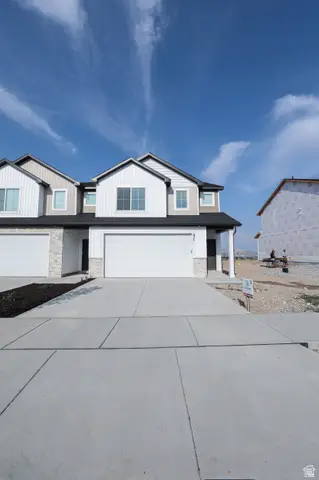 669 N 300 W, Smithfield, UT 84335 - #2