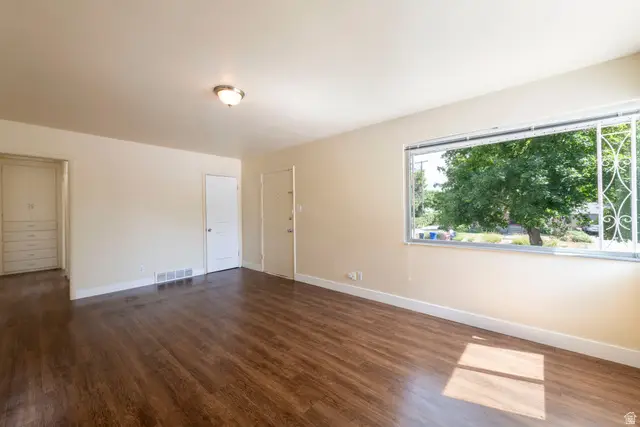559 E Wilson Ave, Salt Lake City, UT 84105 - #3