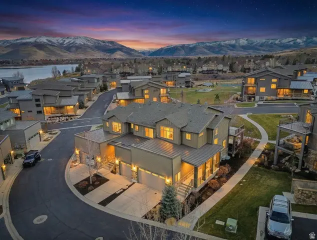 832 S Edgewater Ct #4, Huntsville, UT 84317 - #1
