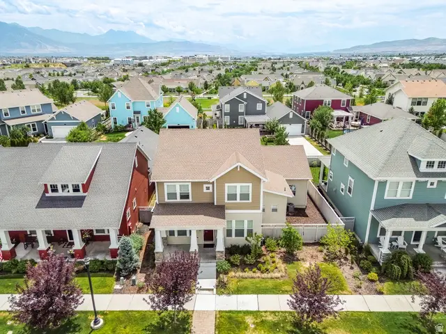 5047 W Beach Comber Way S, South Jordan, UT 84009 - #2