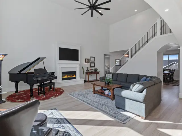 588 E 3800 N, North Ogden, UT 84414 - #3