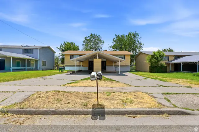 1903 W Hyannis Ave, West Valley City, UT 84119 - #1