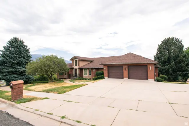 1063 E 5700 S, South Ogden, UT 84405 - #1