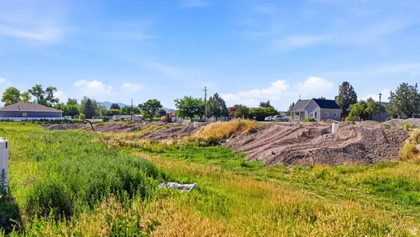 235 W 370 N #16, Smithfield, UT 84335