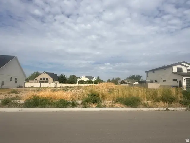 3025 N 650 W #4, Pleasant View, UT 84414 - #1