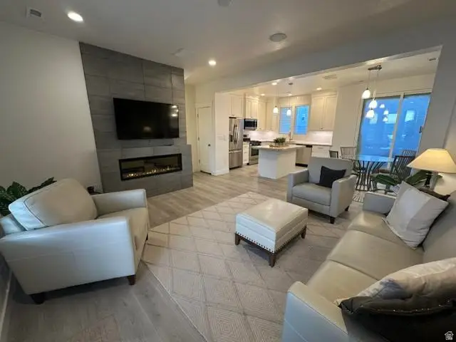 4617 W Daybreak Pkwy, South Jordan, UT 84009 - #3