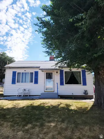 421 Circle Way, East Carbon, UT 84520 - #1