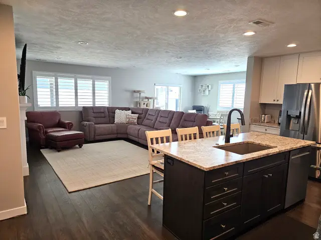 379 W 850 S, American Fork, UT 84003 - #3
