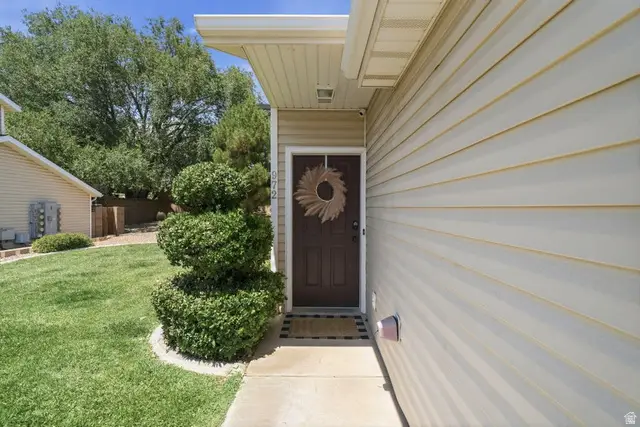 972 W 180 S, Hurricane, UT 84737 - #3