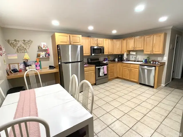 3979 S Vernon Cir #C, Holladay, UT 84124 - #3