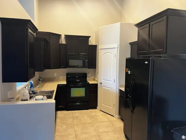 223 E Jordan Ridge Blvd #110, Saratoga Springs, UT 84045 - #3