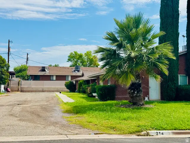 214 Cactus Ln #2, Washington, UT 84780 - #2