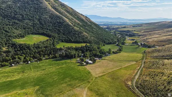2405 E Canyon Rd, Smithfield, UT 84335