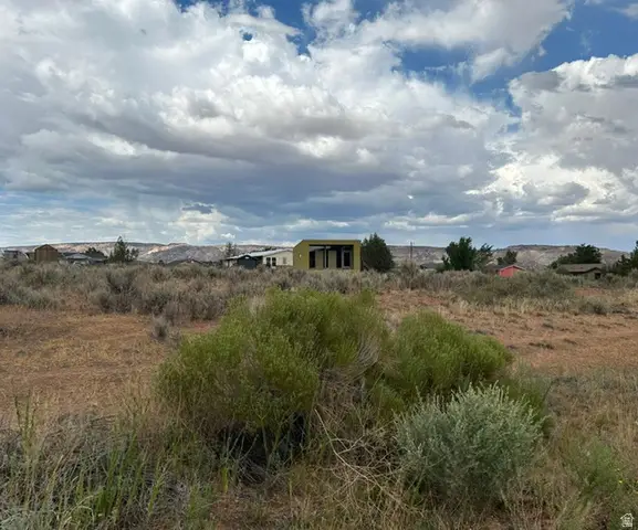 650 W 600 S #154-1, Escalante, UT 84726