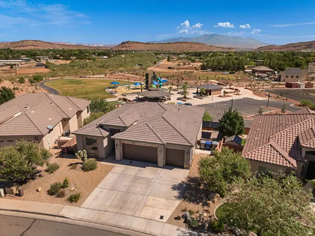836 W Las Colinas Dr, Saint George, UT 84790 - #2