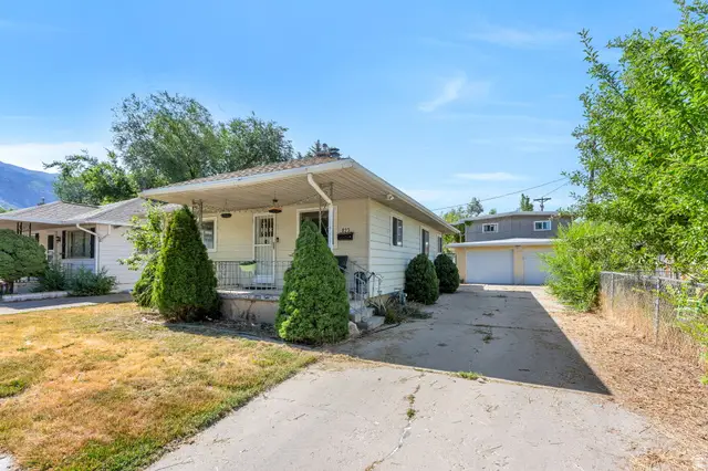 823 Kershaw St, Ogden, UT 84403 - #1