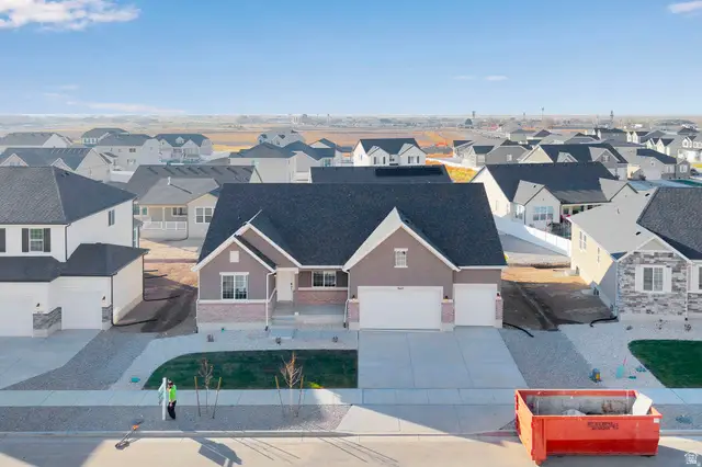 8645 N Halloran Ct #1323, Lake Point, UT 84074 - #3