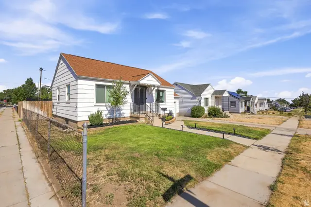 405 N Parkway Ave E, Tooele, UT 84074 - #3