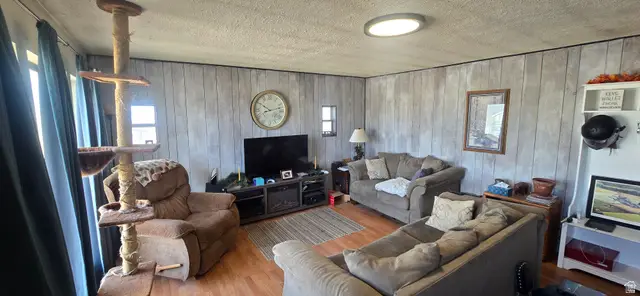 47 W Larson Rd, Vernon, UT 84080 - #2