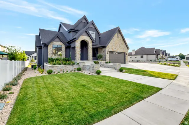 39 N Hayfield Cir, Kaysville, UT 84037 - #3