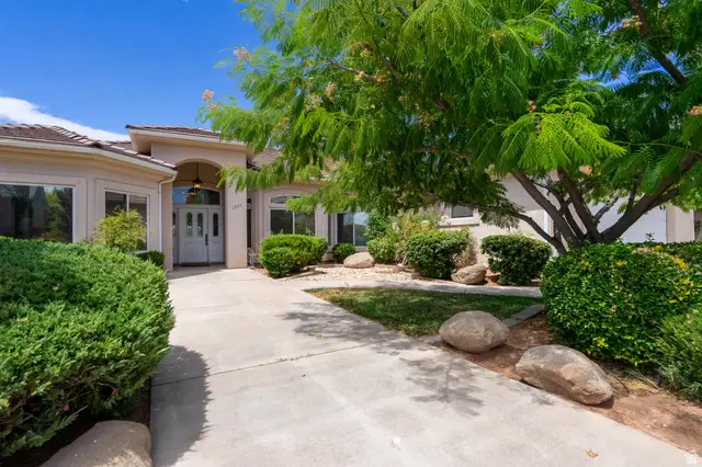 1547 E Boulder Springs Dr, Saint George, UT 84790 - #1