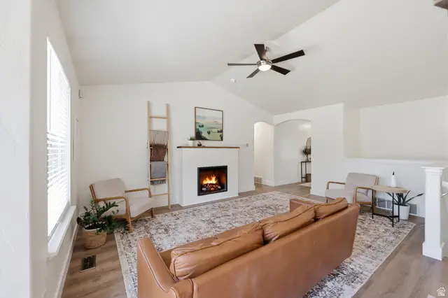 3347 S Red Tailed Crescent Dr, Saratoga Springs, UT 84045 - #2
