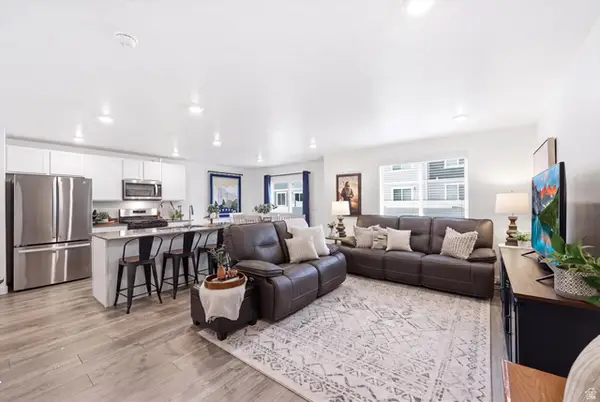1123 W Hidden Spring Dr, Santaquin, UT 84655