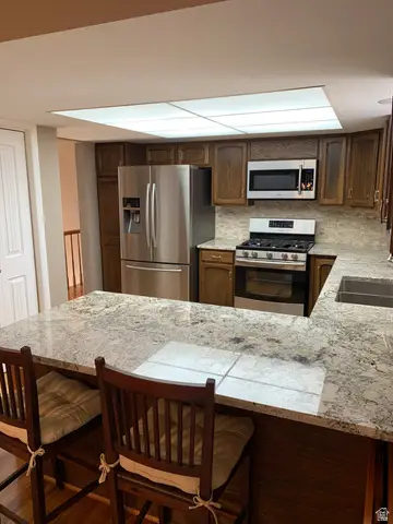 220 W Mill Rd, Ferron, UT 84523 - #2