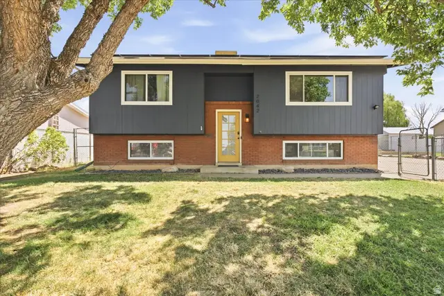 2042 N 630 W, Clinton, UT 84015 - #2