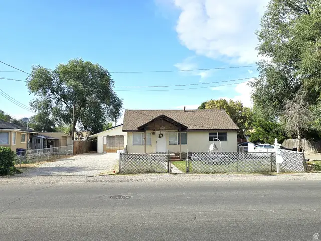 1448 W Parkway Ave, West Valley City, UT 84119 - #1